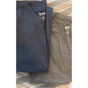 Arizona Jeans basic v-neck tee
